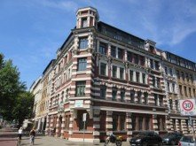 Hauptbild GRUNDBUCH statt Sparbuch! Vermietete Singlewohnung in der neuen IN - Lage -Karl- Heine- Straße!